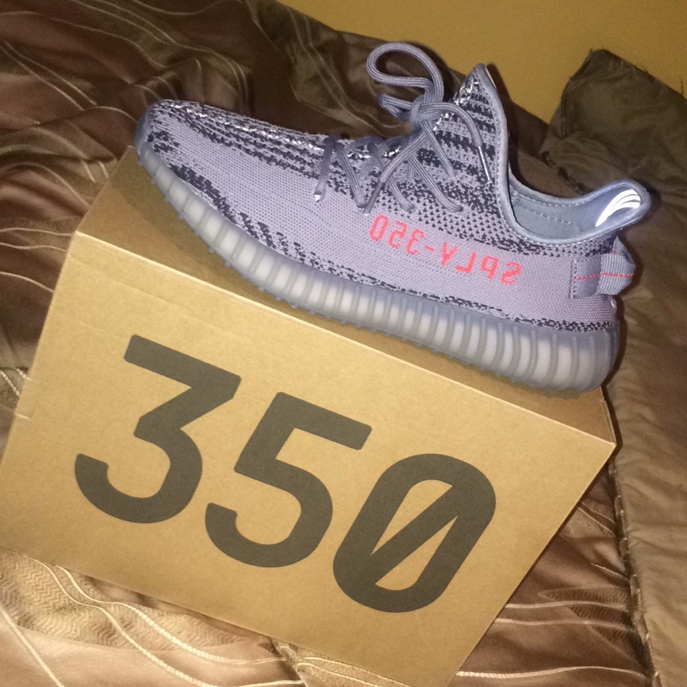 Yeezy Beluga 2.0 Size 11